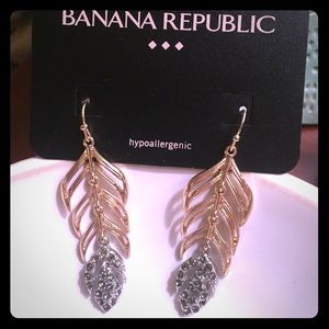 Banana Republic Factory earrings